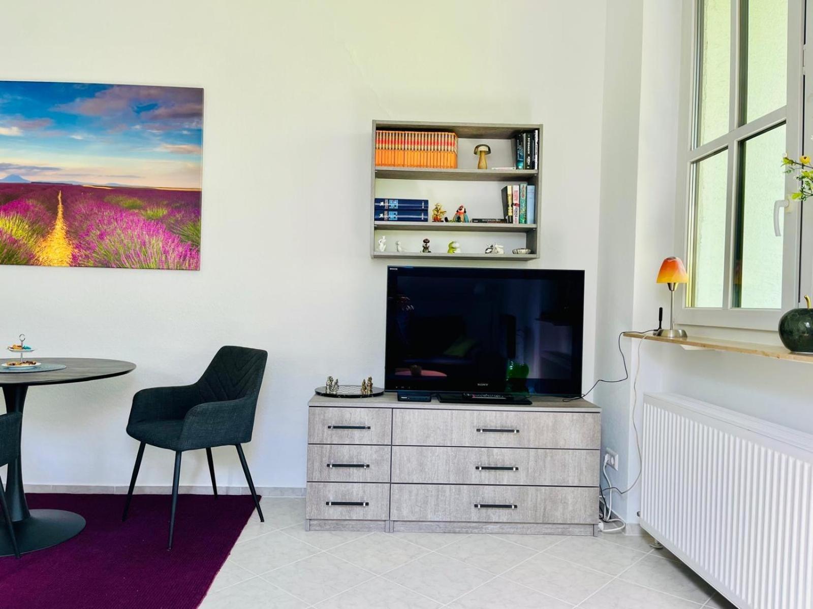 Zentrale Ferienwohnung Am Buhlschen Park In Deidesheim Exterior photo